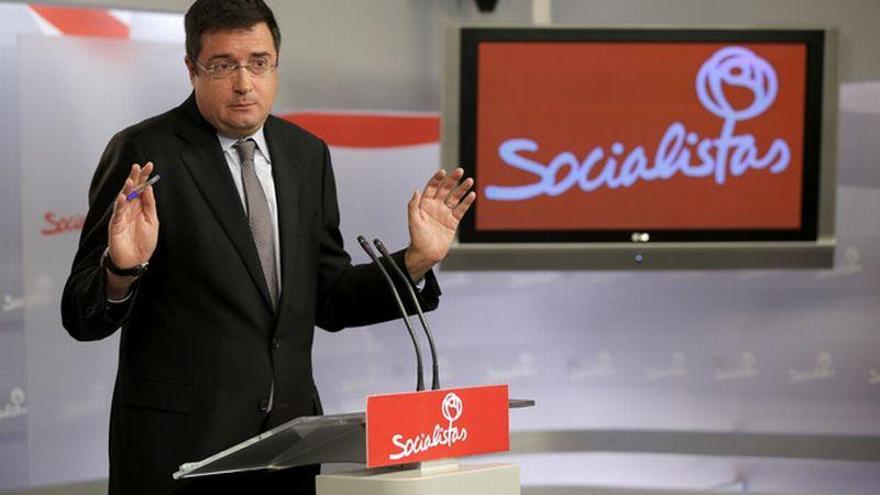 El PSOE exige a Rajoy no condicionar la investidura al resultado electoral en Galicia y Euskadi