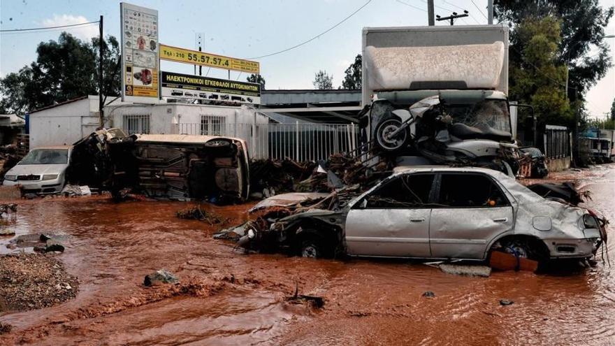 Al menos 10 muertos en Grecia por las lluvias torrenciales