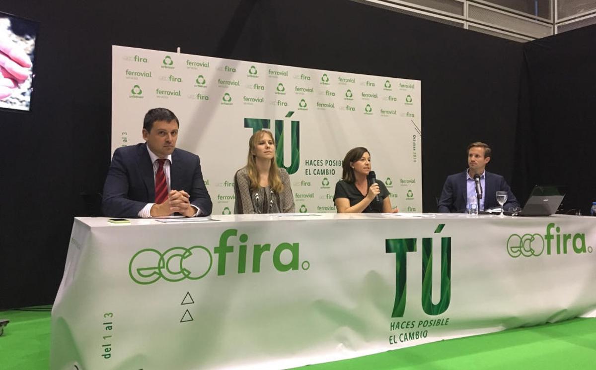 Mesa de debate en Ecofira.