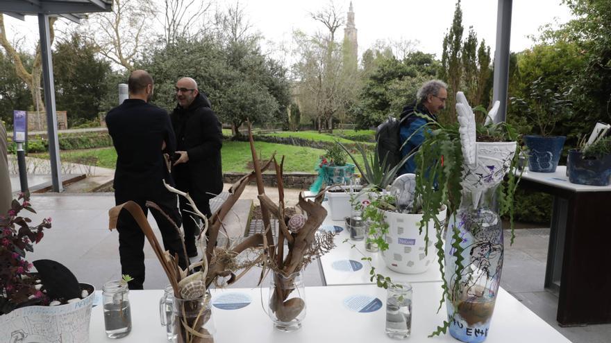 Diez &quot;poemas visuales&quot; para concienciar sobre la importancia del agua, en el Jardín Botánico de Gijón