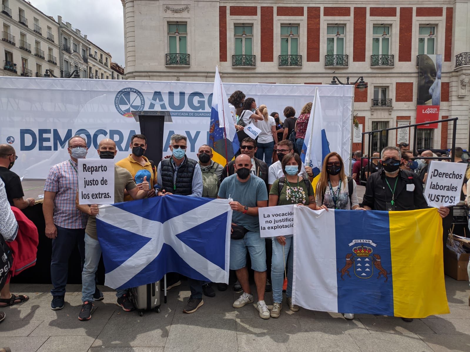 Protesta de guardias civiles en Madrid por sus condiciones laborales