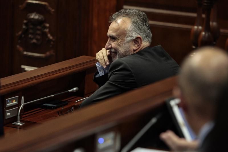 Pleno del Parlamento de Canarias