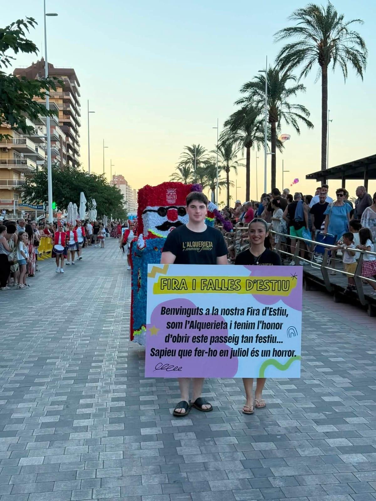 Una de las críticas sobre el cambio de la Cavalcada del Ninot.