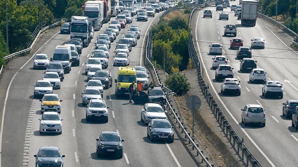 Imagen de la DGT del accidente en Bormujos.