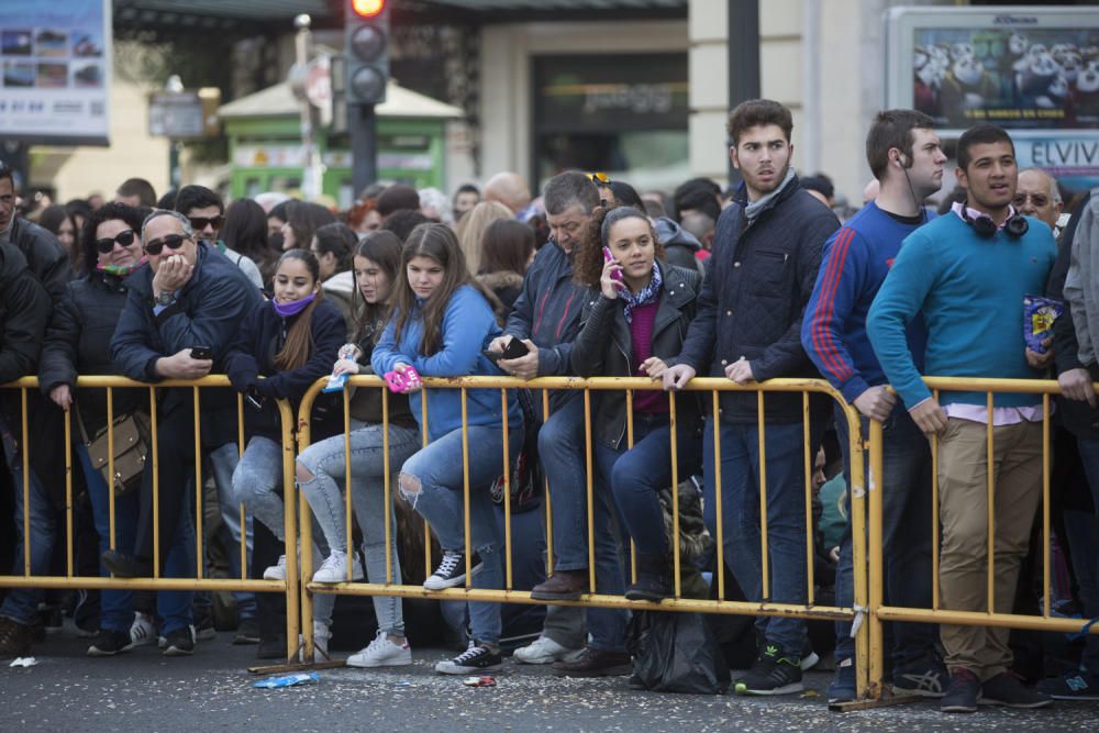 Búscate en la mascletà del 15 de marzo