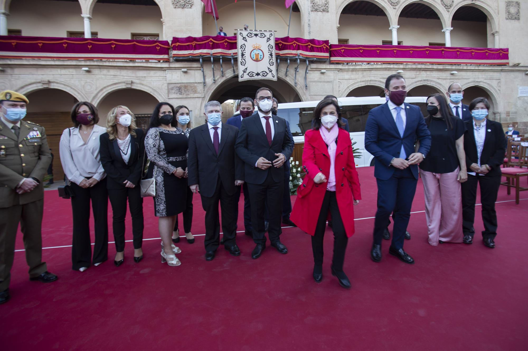 Lorca honra la memoria de las nueve víctimas de los terremotos con un emotivo memorial