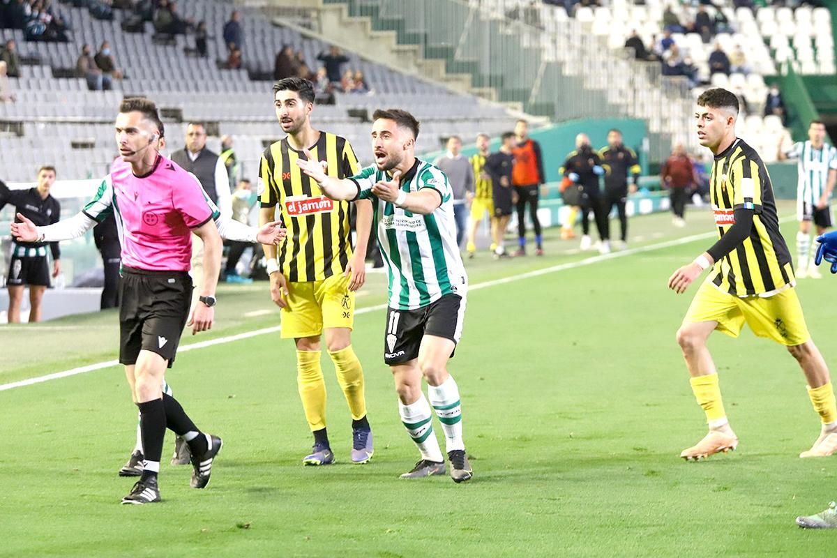 Las imágenes del Córdoba CF - San Roque