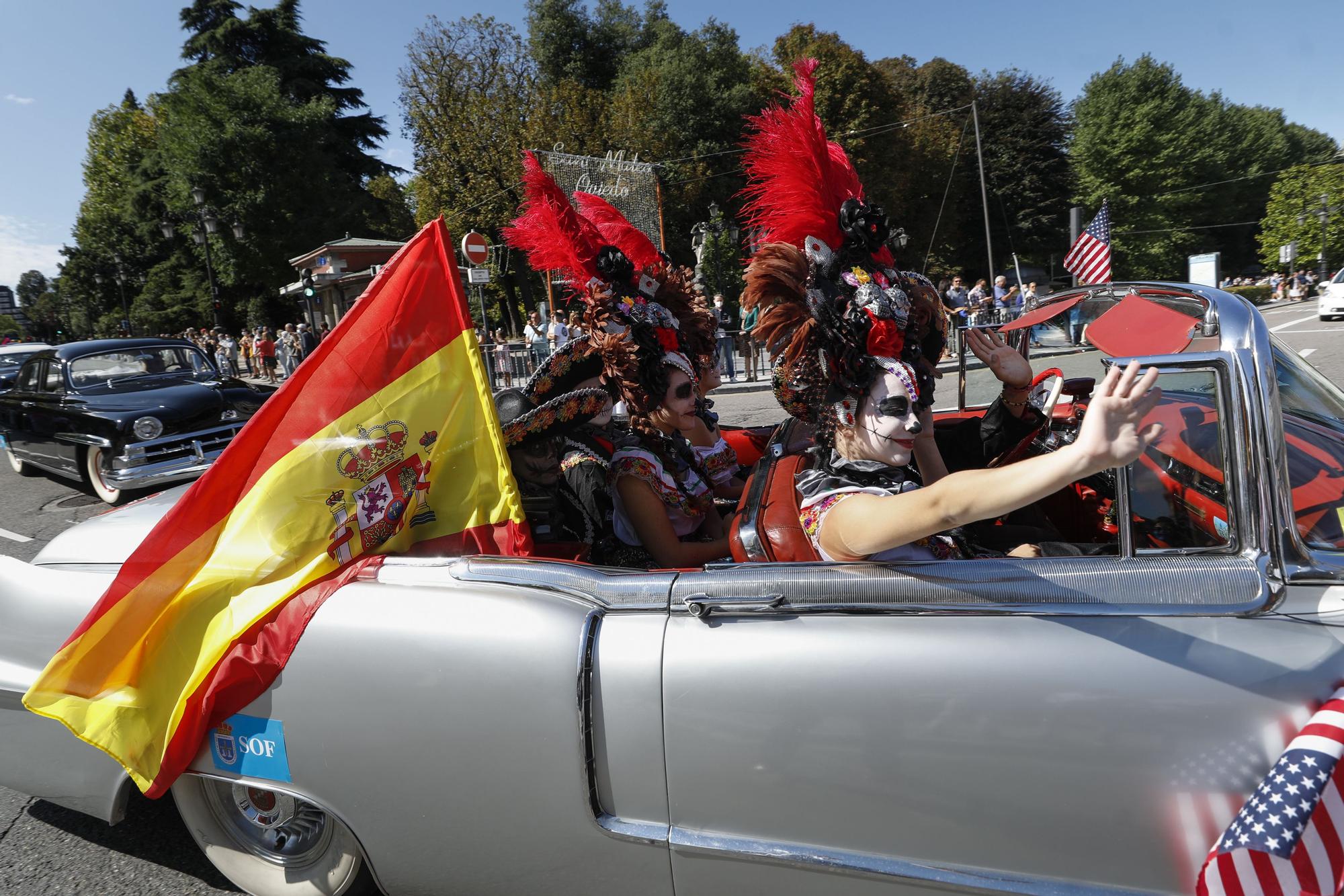 El mini desfile del Día de América en Asturias de San Mateo 2021