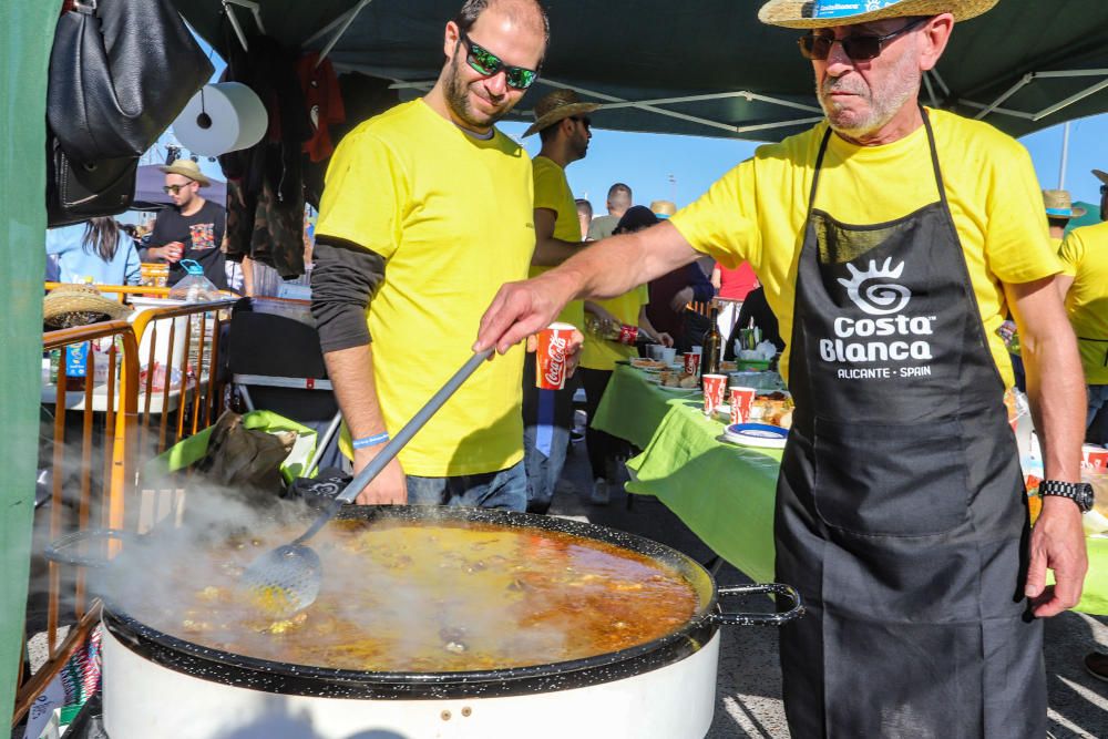 Miles de vecinos de Torrevieja disfrutan del Día de las Paellas en el recinto ferial con motivo de las fiestas patronales de La Purísima2018