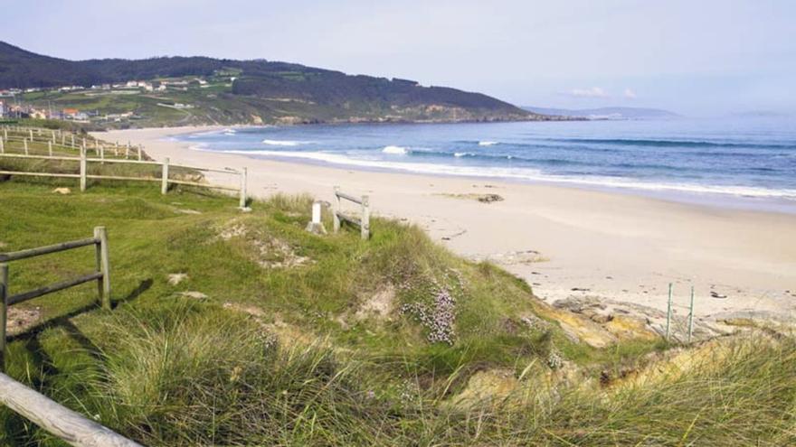 El &quot;paraíso de la desconexión&quot; está a 30 minutos de A Coruña y a solo 2 de la playa: piscina privada, restaurante y apto para mascotas