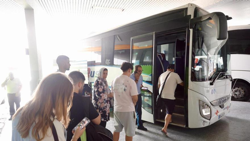 Autobuses y tranvía a medio gas: los cuatro días de huelga arrancan en la Región de Murcia con servicios reducidos desde este jueves