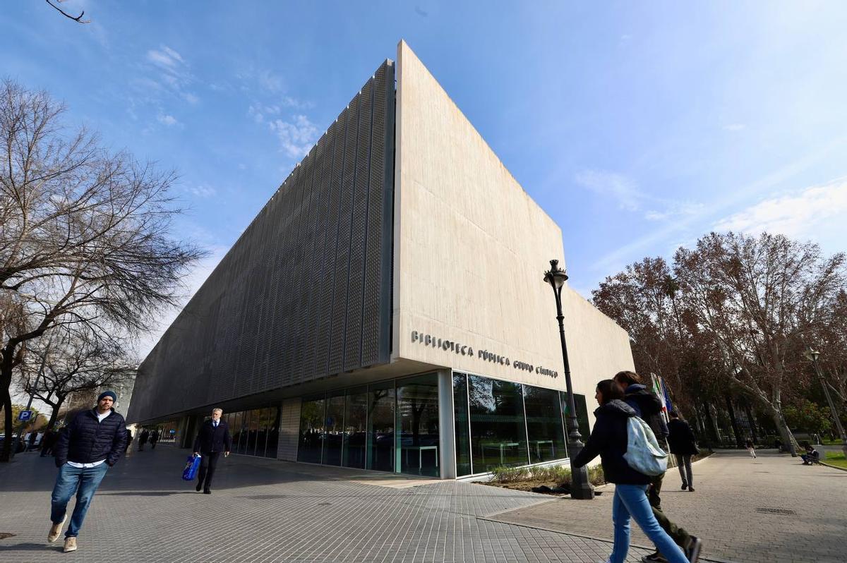 Exterior de la biblioteca.