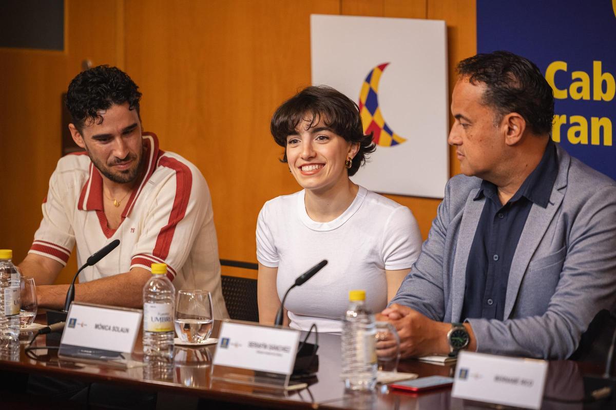 De izquierda a derecha, Raúl Maro, Mónica Solaun y Serafín Sánchez.