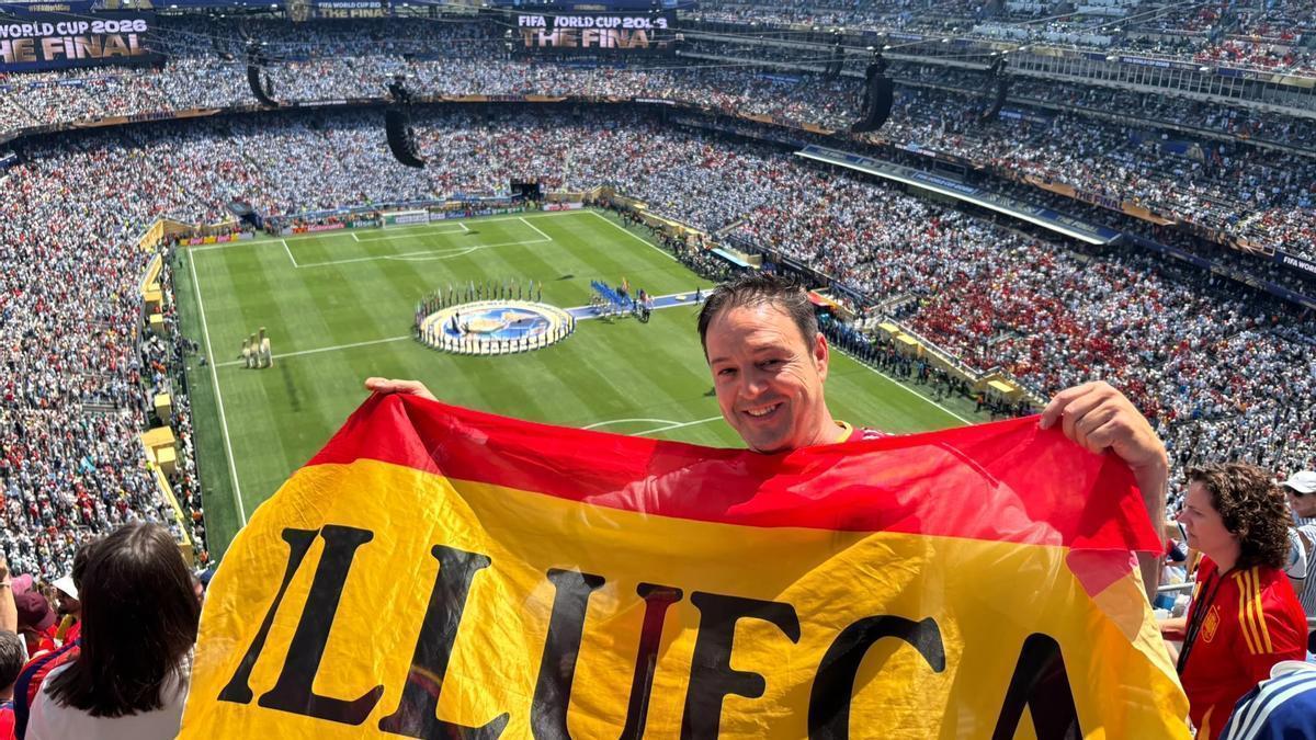 Pedro Sancho, directivo del Illueca en el MetLife Stadium durante la final del Mundial
