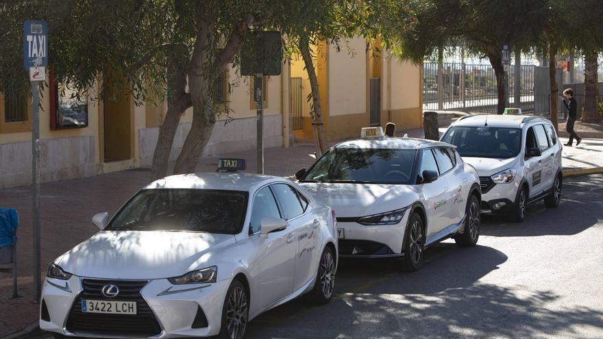 Santa Pola hará las pruebas para el permiso de taxista el 6 de marzo