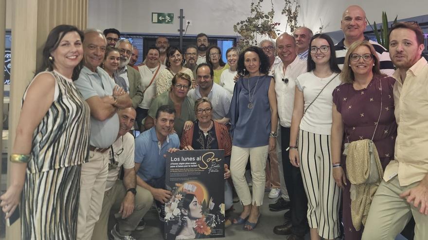 Los Lunes al Son en Renato Fabricio