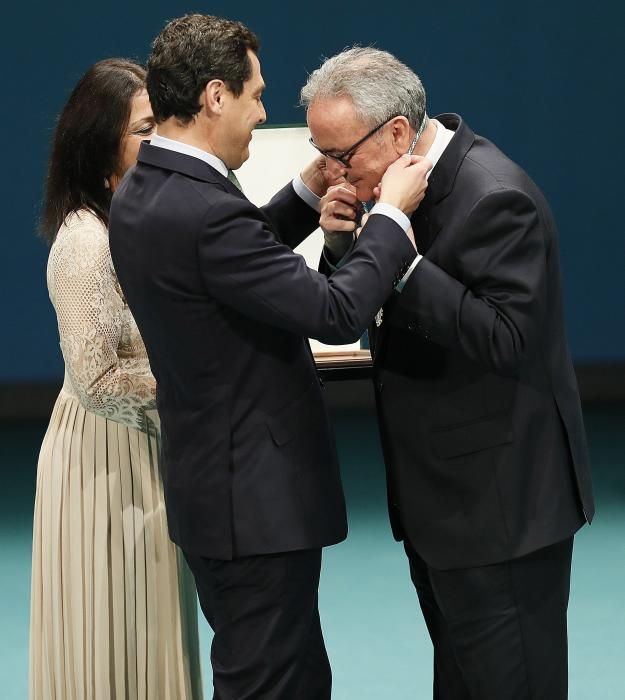 Acto entrega Medallas de Andalucía en el día ...