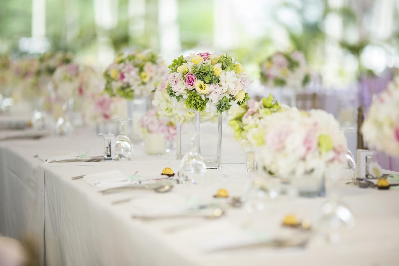 Bodas campestres: flores, flores y más flores