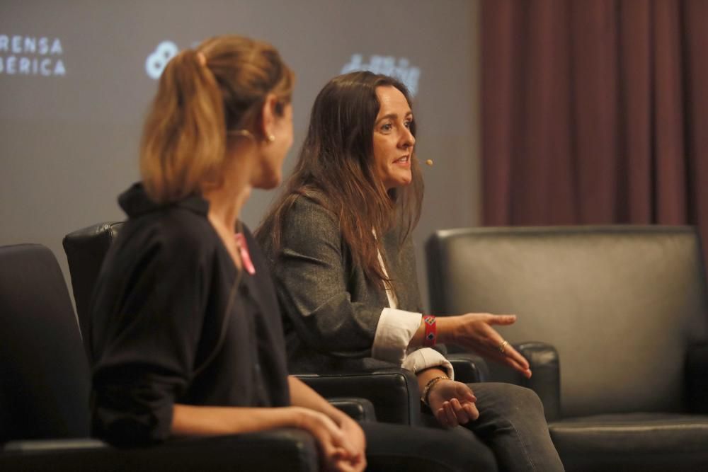 Debate entre Campeonas en el tercer Foro 25 años de SUPER, en imágenes