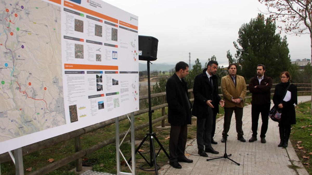 El conseller de Territorio y Sostenibilidad, Santi Vila, durante la presentación de las nuevas actuaciones en el corredor de Sant Cugat-Terrassa-Manresa