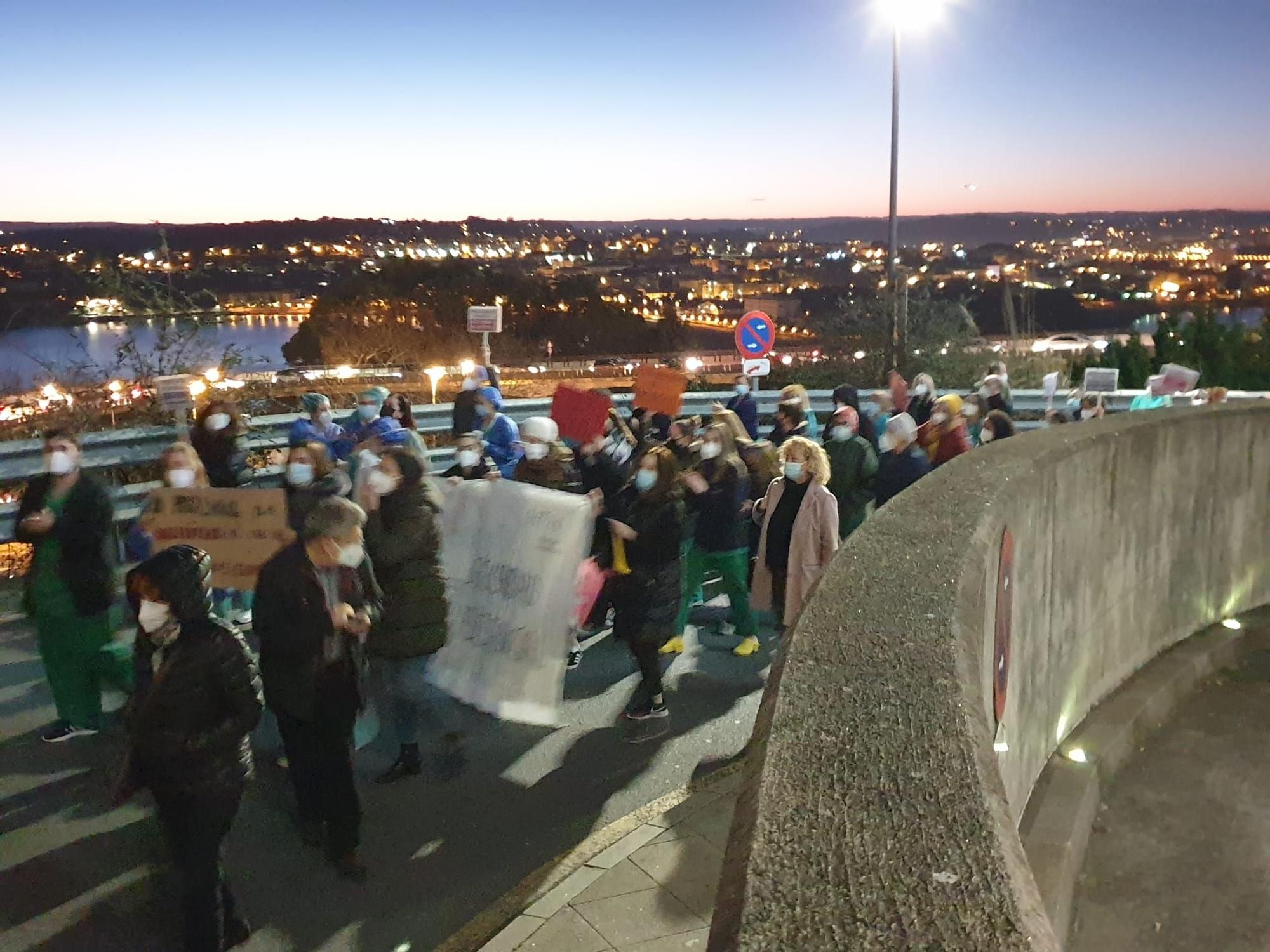 Protesta del personal del bloque quirúrgico del Hospital Universitario de A Coruña