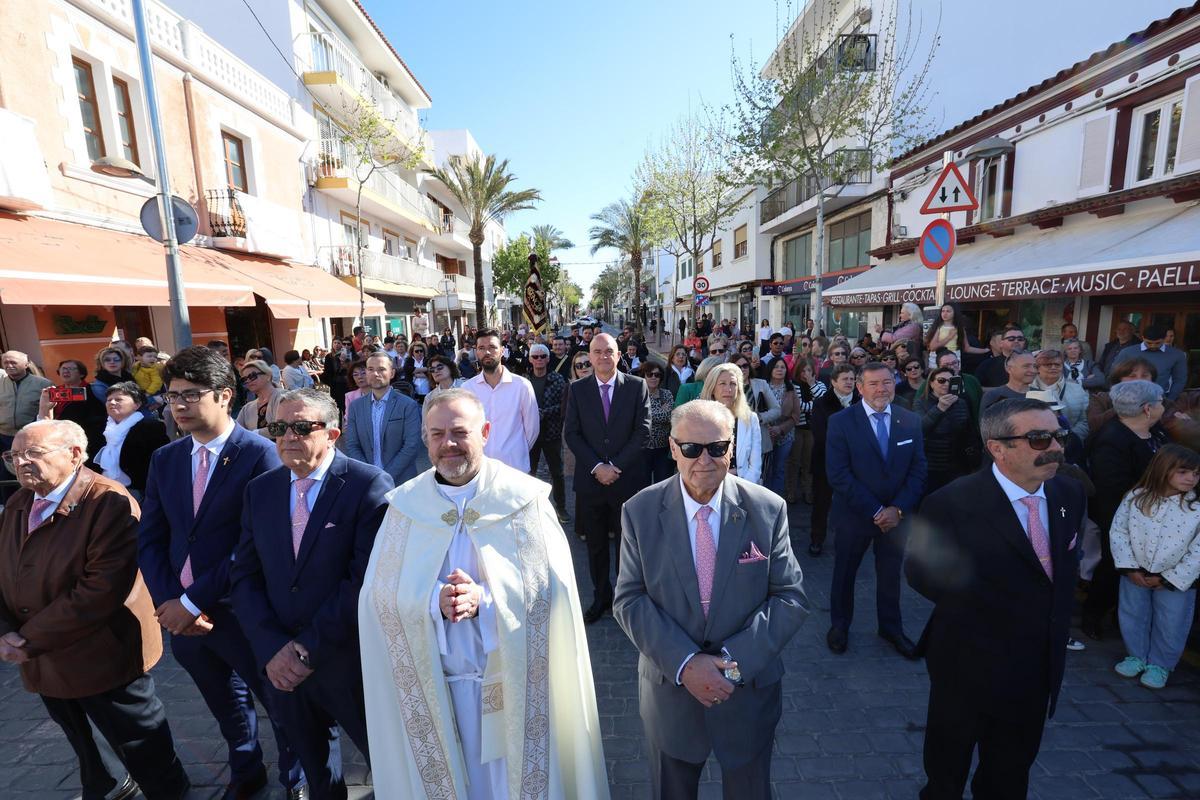 Mira todas las imágenes de la Procesión del Santo Encuentro en Santa Eulària Mira todas las imágenes de la Procesión del Santo Encuentro en Santa Eulària
