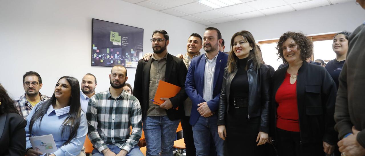 El Gobierno pide datos a las autonomías para dimensionar el envío de menores en acogida
