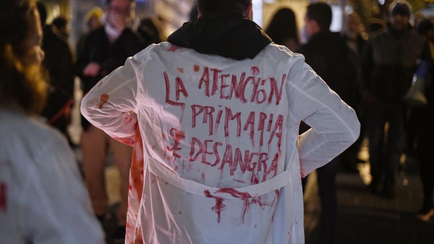 Las enfermeras que hacen huelga en Cataluña: &quot;Sin nosotras no hay sanidad&quot;