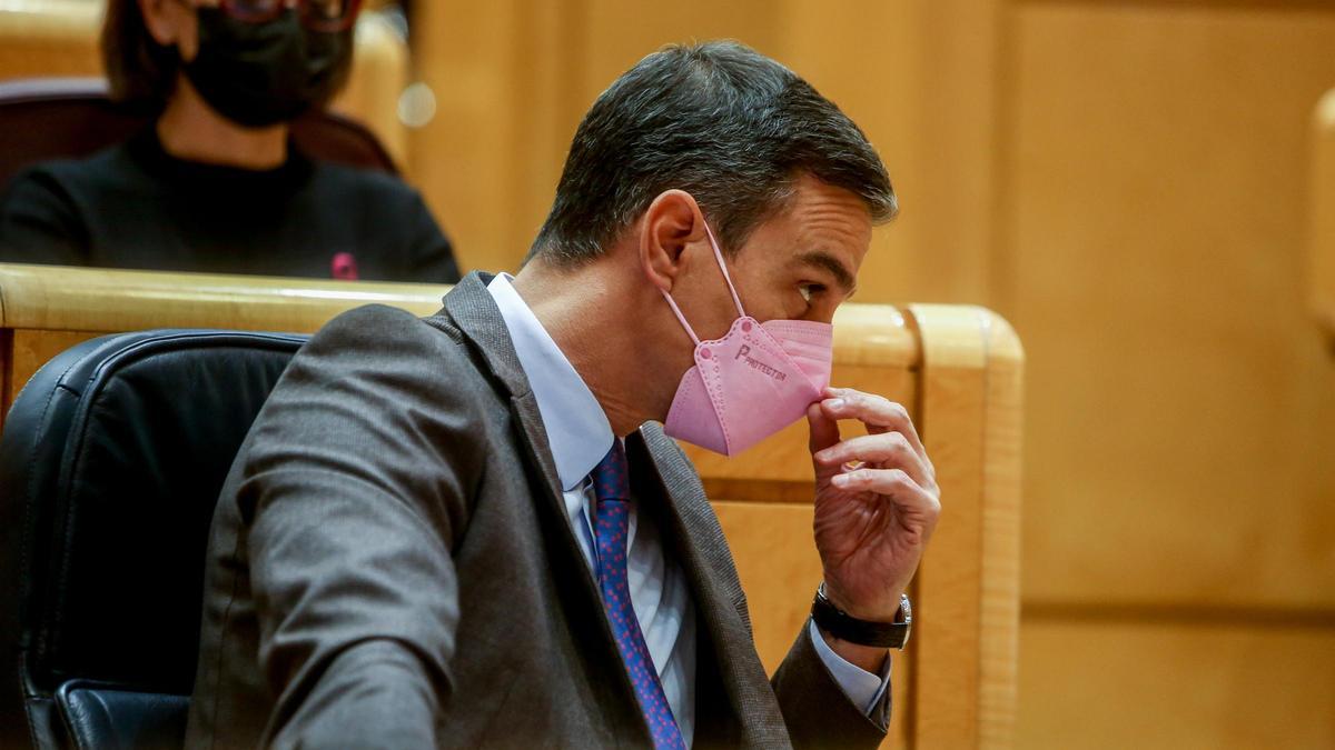 El presidente del Gobierno, Pedro Sánchez, durante una sesión de control al Gobierno en el Senado, a 19 de octubre de 2021