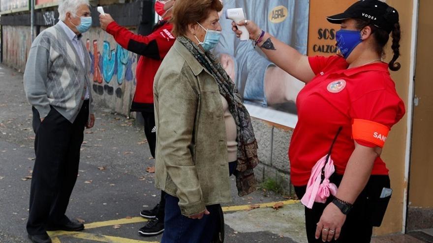 Derrota del Coruxo en el regreso del fútbol con público a O Vao