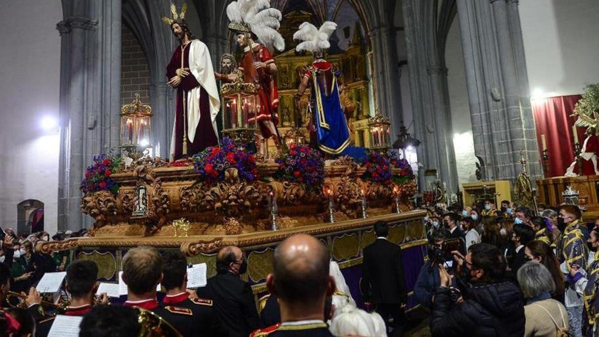 Marchas procesionales organizadas por la Hermandad de la Pasión.