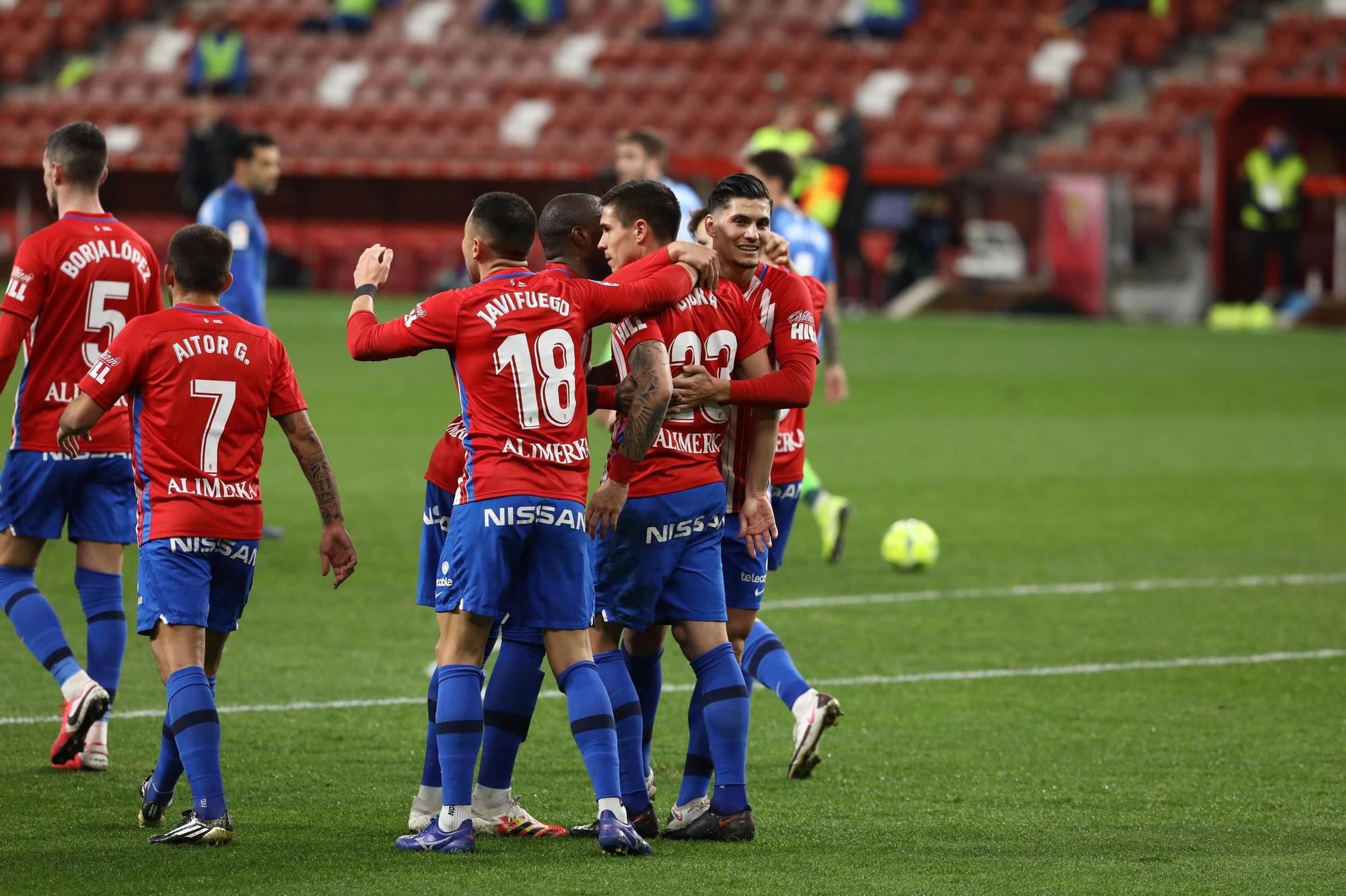 El Sporting-Fuenlabrada, en imágenes