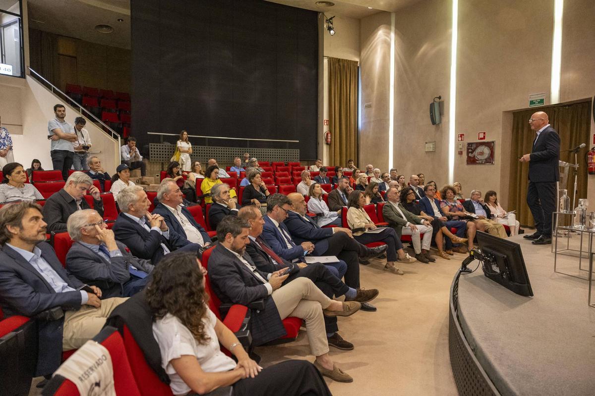 FOTOS | Foro Económico y Social del Mediterráneo: Consejo de turismo y cambio climático