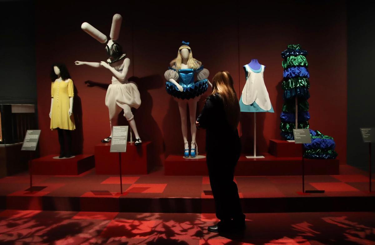 Exposición sobre Alicia en Caixaforum
