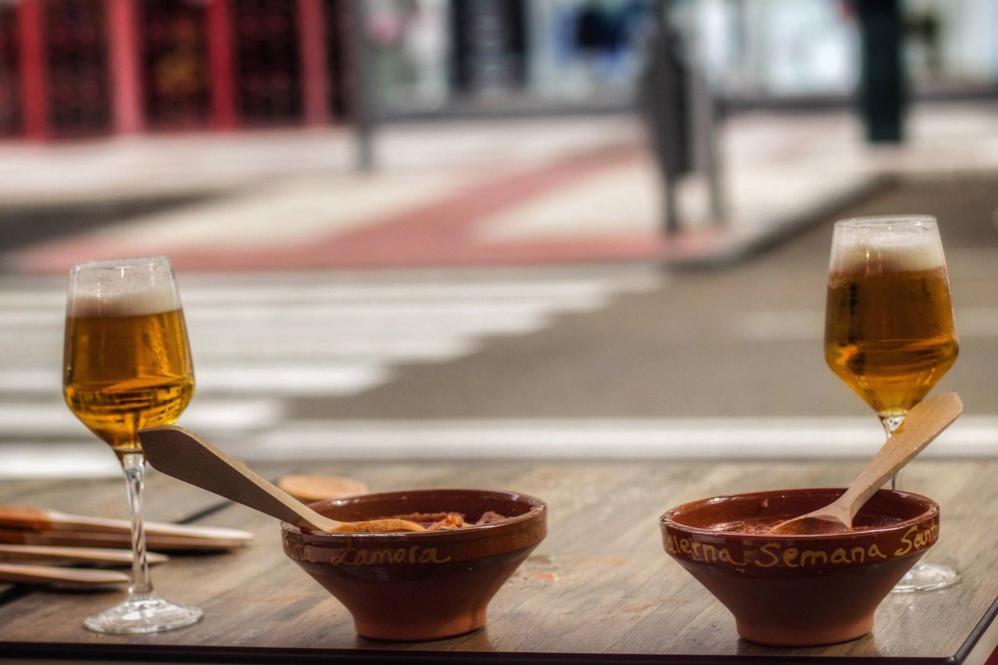 GALERÍA | Sopas de ajo en las Tres Cruces, pero sin procesión