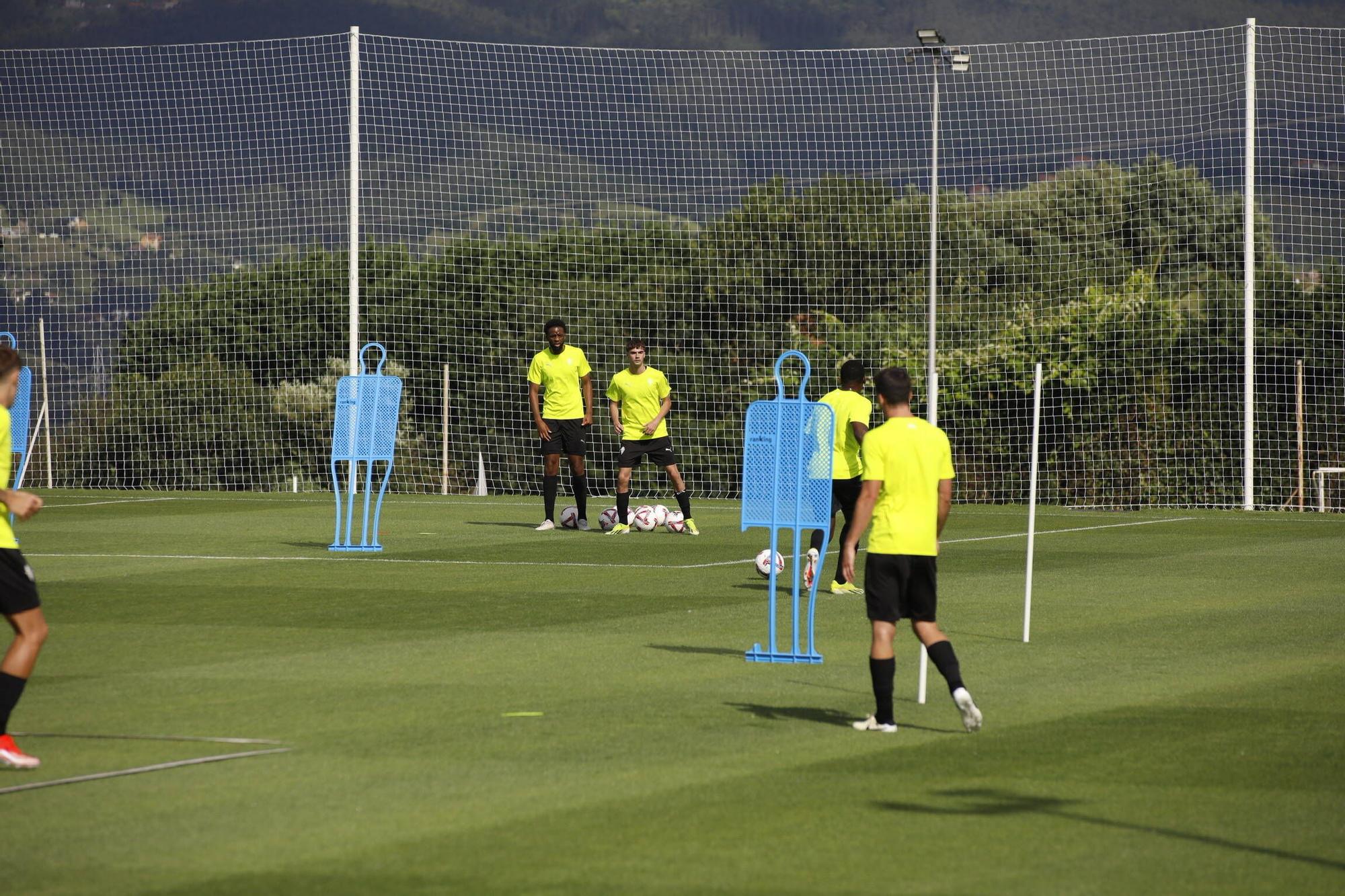 Así fue el primer entrenamiento de la era Albés en el Sporting (en imágenes)