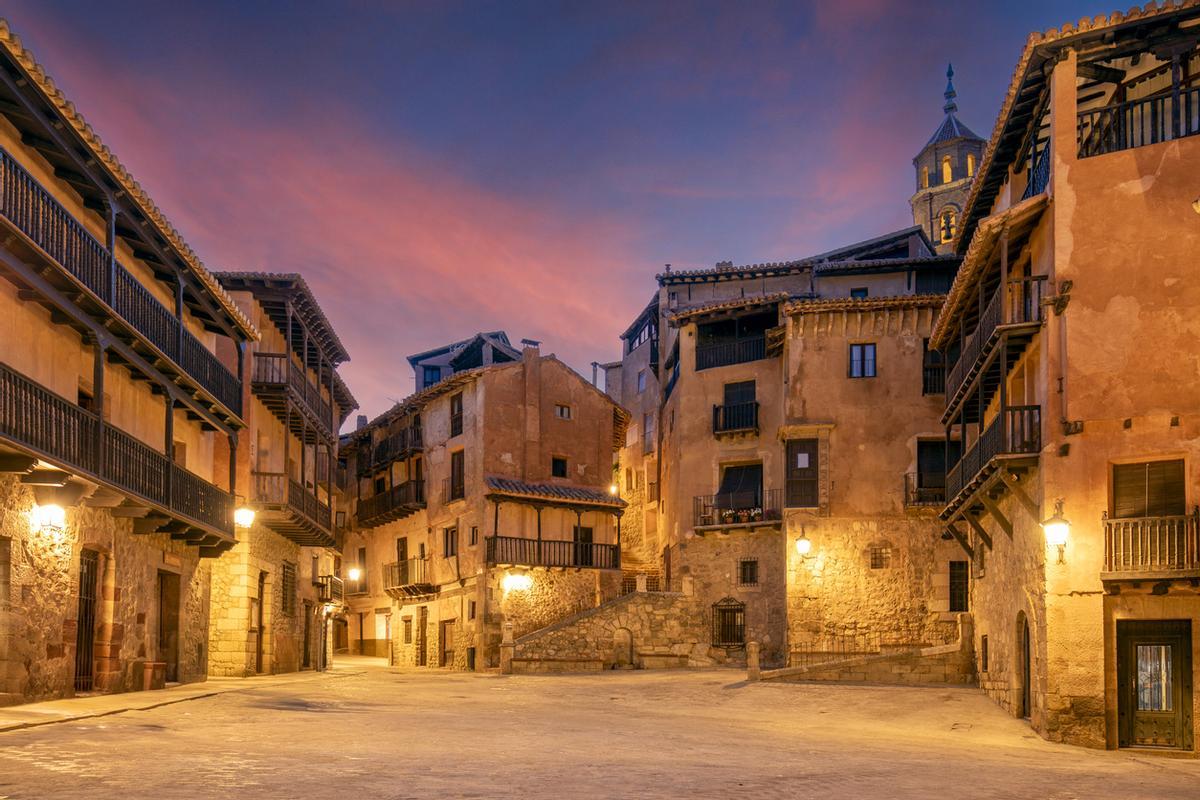 El centro histórico es precioso, pero lo mejor es alejarse del casco urbano para ver las perseidas.