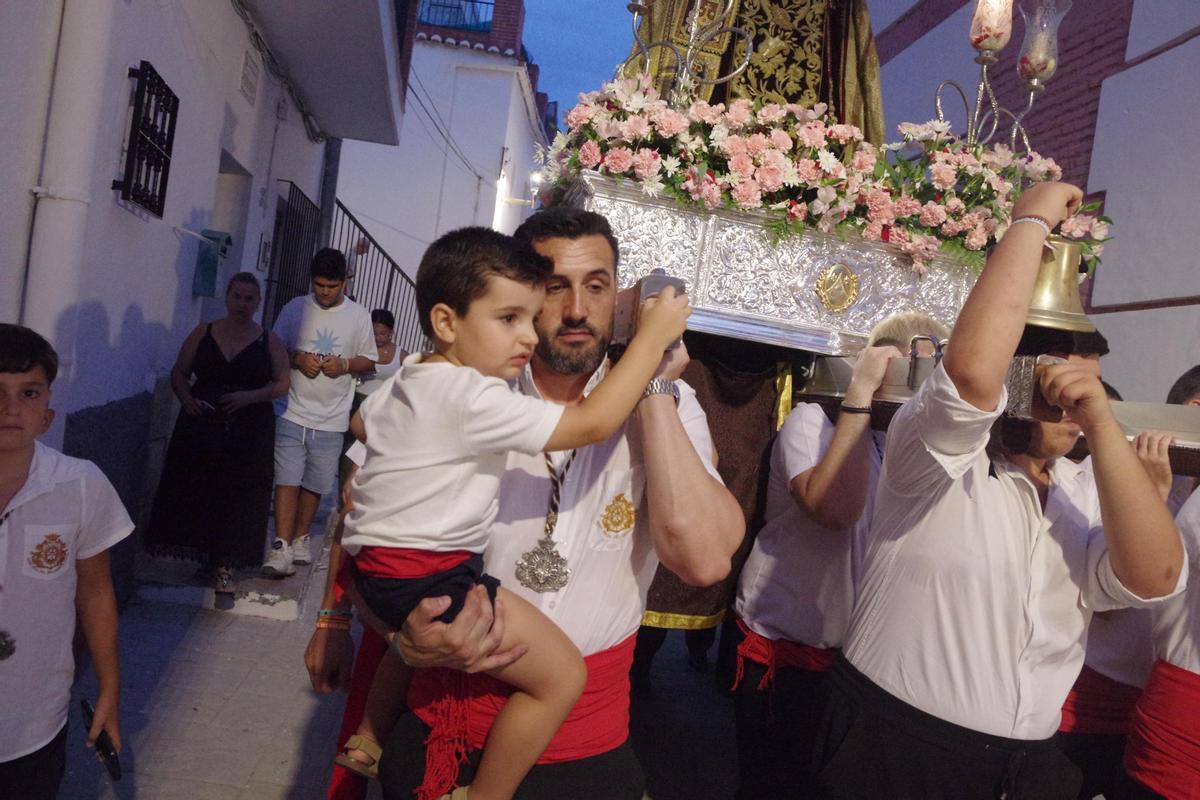 Traslado de la Virgen del Carmen de Olías a la Iglesia de San Vicente Ferrer