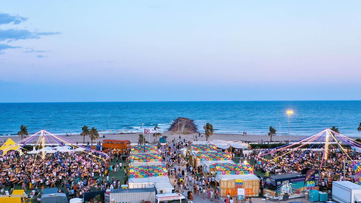 Vuelve Solmarket a la playa de El Puig