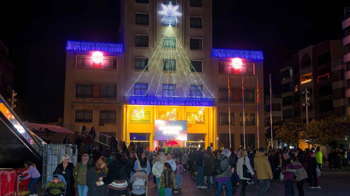 Galería de fotos del encendido de las luces de Navidad en Vila-real
