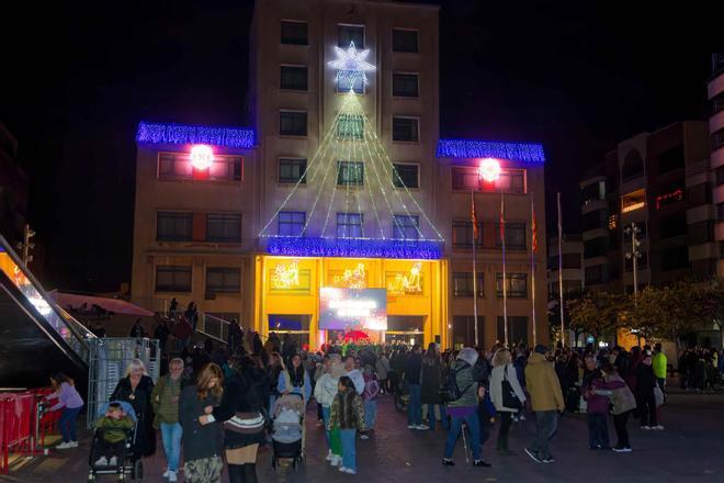 Galería de fotos del encendido de las luces de Navidad en Vila-real