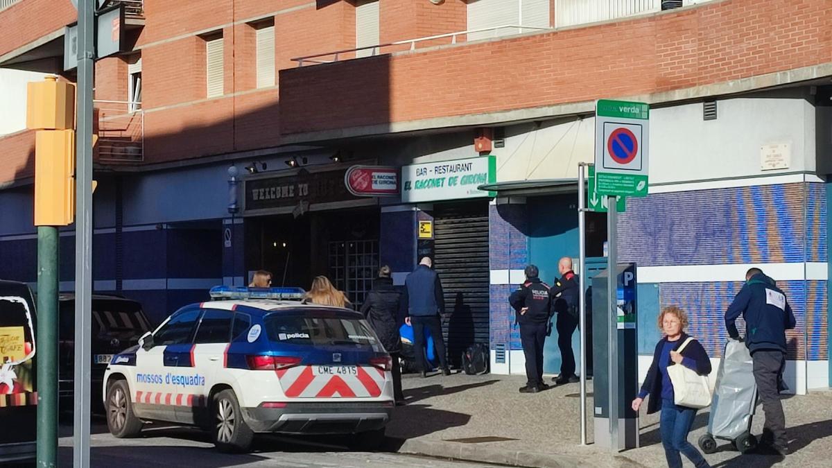 Mossos d'Esquadra durant l'actuació judical.