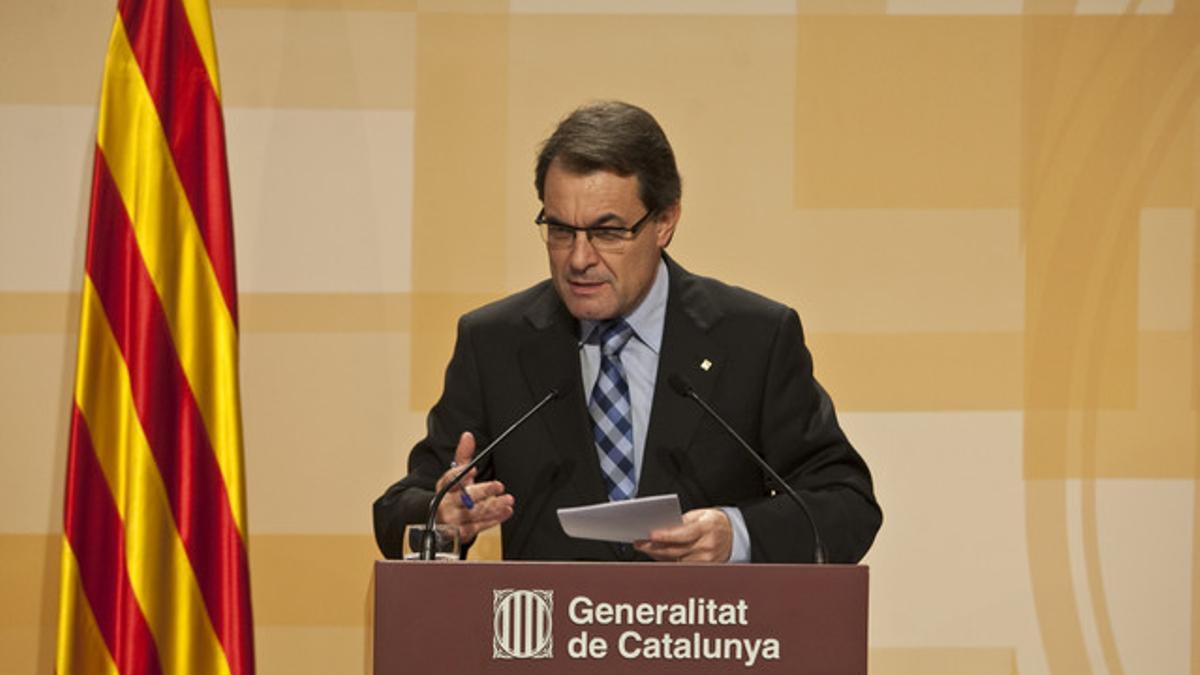 Mas, durante su comparecencia ante los medios tras la reunión del Govern.