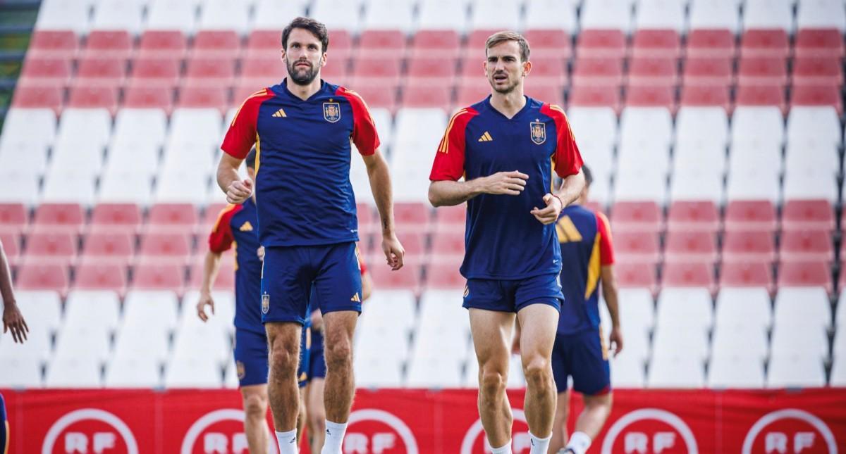 Pedraza ya se ejercita con la selección española para preparar el duelo ante Noruega