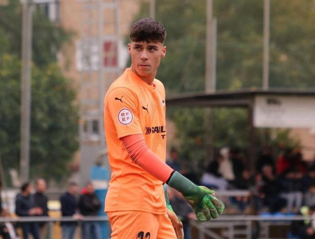 Vicent Abril  pieza clave en el juvenil