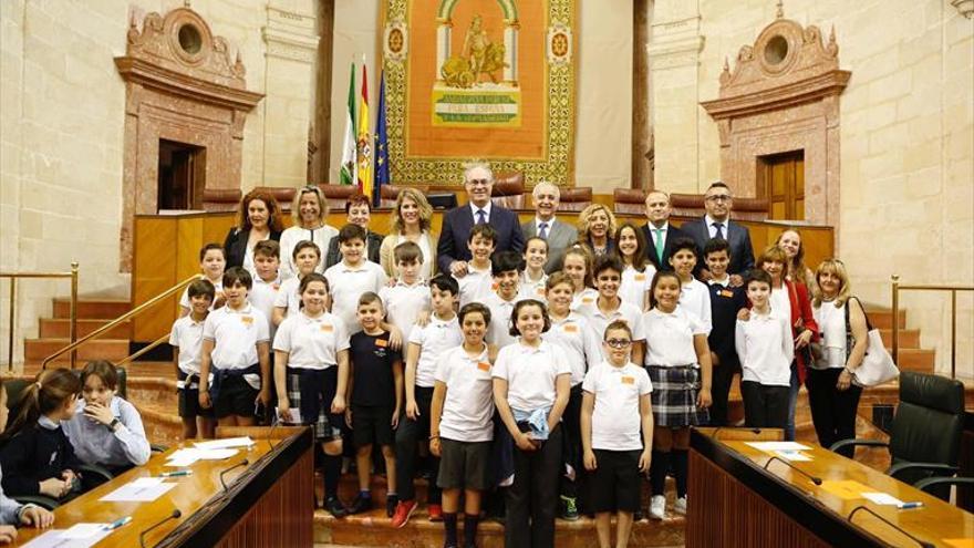 Pleno infantil en el Parlamento de Andalucía