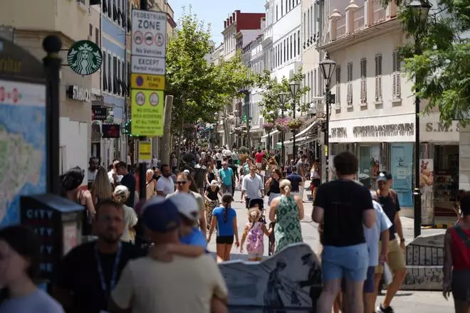 La última tarde de la frontera de Gibraltar en imágenes