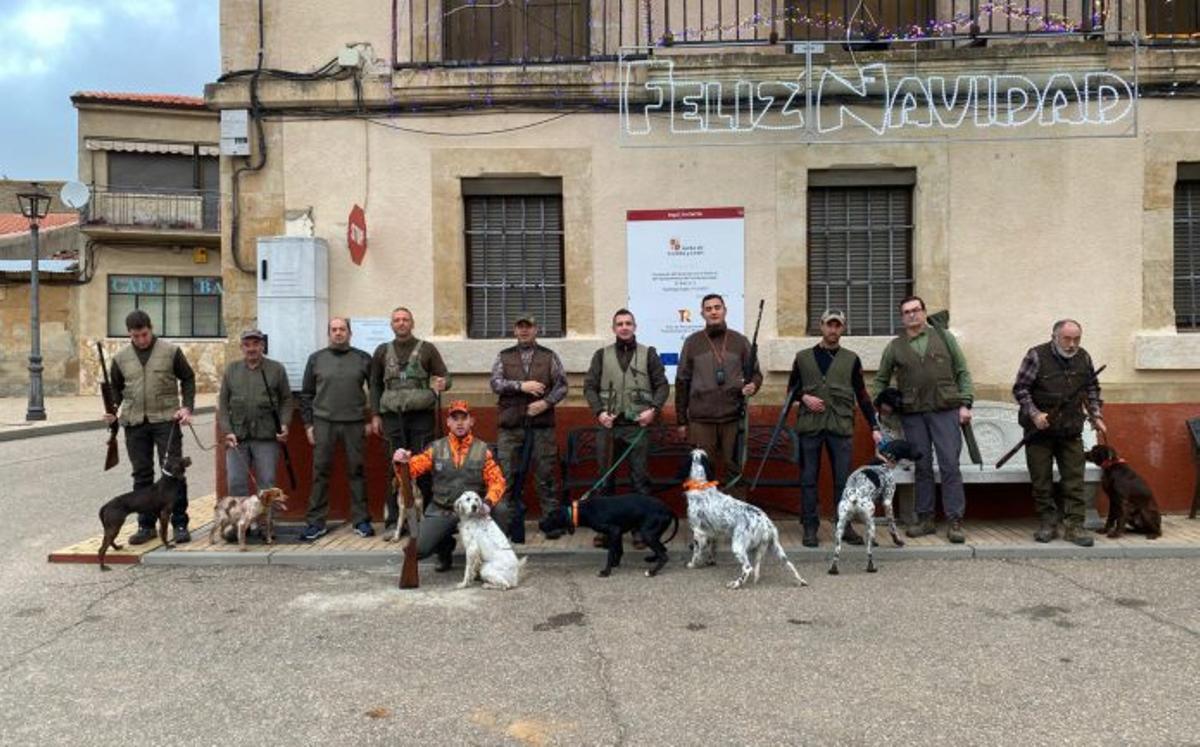 Los cazadores también celebraron su convivencia. | DZC