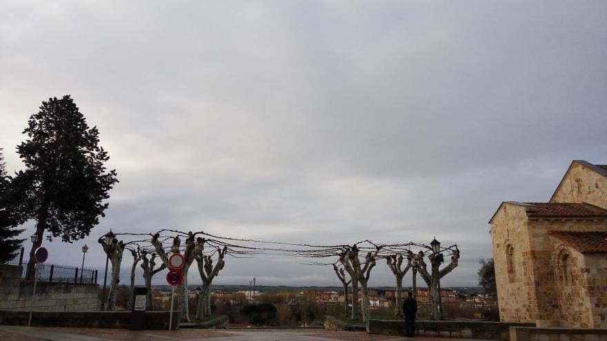 El mirador de la plaza de Claudio Moyano a primera hora de la mañana