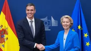 Sánchez pide a Von der Leyen sanciones y un embargo de armas a Israel